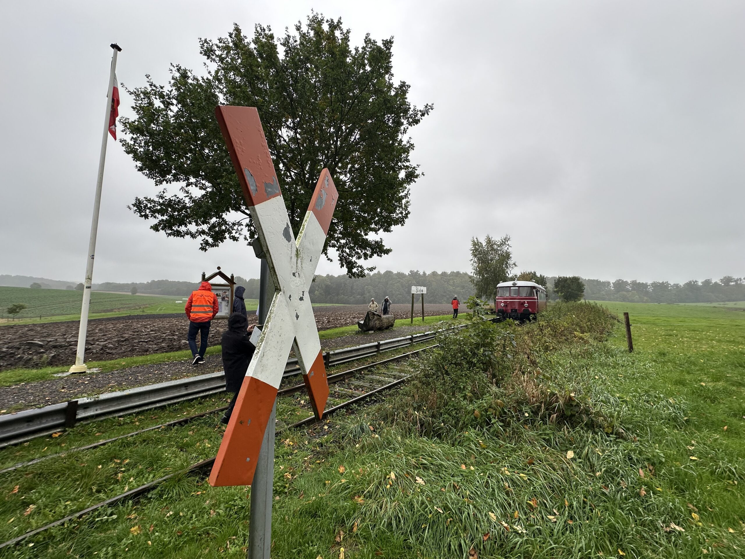 15.000 Kilometer weniger: Wie wir die Bahn vom Land abgebaut haben.
